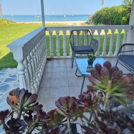 马拉松一室公寓及公寓 * Keri