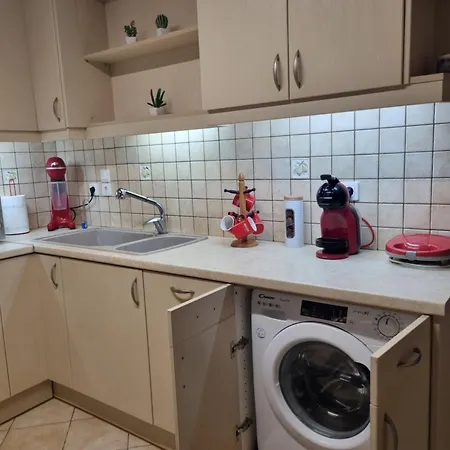 Marathon & Apartament *