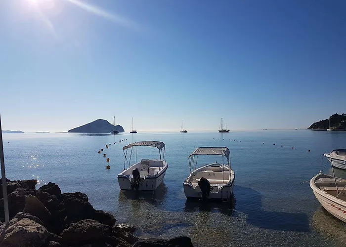 Marathon Studios&apartments Keri